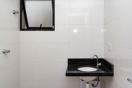 banheiro de apartamento para alugar com 1 quarto, 40m² em Chácara Belenzinho, São Paulo