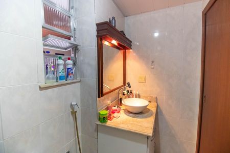 Apartamento para alugar com 100m², 2 quartos e 1 vaga Apartamento para alugar com 100m², 2 quartos e 1 vagaBanheiro