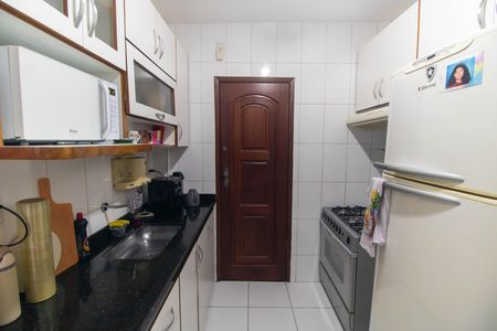 Apartamento para alugar com 100m², 2 quartos e 1 vaga Apartamento para alugar com 100m², 2 quartos e 1 vagaCozinha