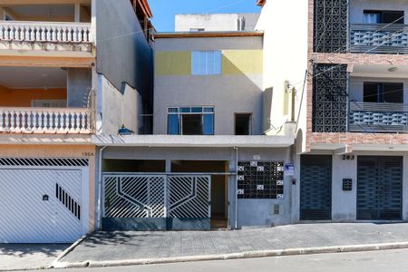 Casa para alugar com 190m², 3 quartos e sem vagaFachada + plaquinha