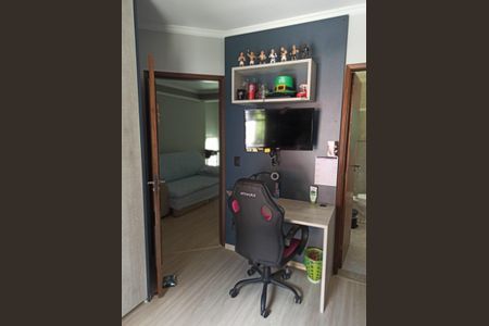Casa de condomínio à venda com 330m², 4 quartos e 3 vagas Casa de condomínio à venda com 330m², 4 quartos e 3 vagasQuarto 2