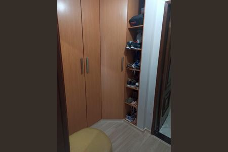 Casa de condomínio à venda com 330m², 4 quartos e 3 vagas Casa de condomínio à venda com 330m², 4 quartos e 3 vagasQuarto 4