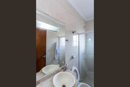 Casa para alugar com 140m², 3 quartos e 5 vagasBanheiro
