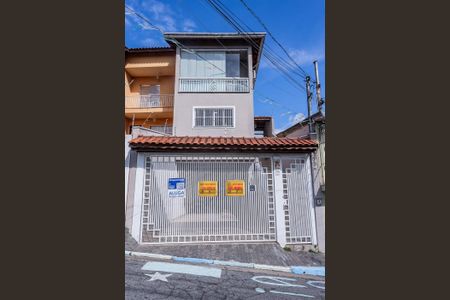 Casa para alugar com 140m², 3 quartos e 5 vagasFachada