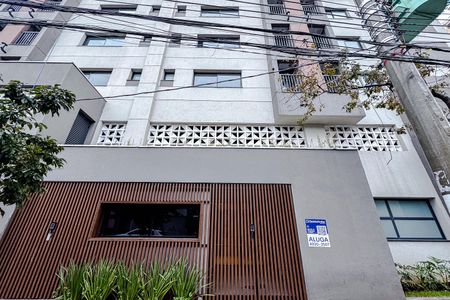 Apartamento para alugar com 42m², 2 quartos e 1 vaga Apartamento para alugar com 42m², 2 quartos e 1 vagaFachada com Plaquinha