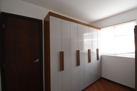 Apartamento para alugar com 64m², 2 quartos e 1 vagaQuarto 2