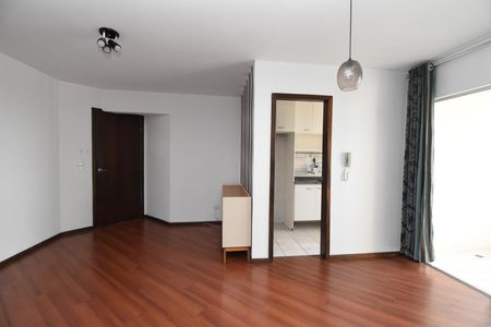Sala de apartamento para alugar com 2 quartos, 64m² em Cabral, Curitiba