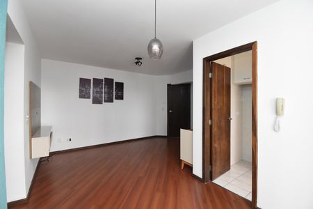 Apartamento para alugar com 64m², 2 quartos e 1 vagaSala