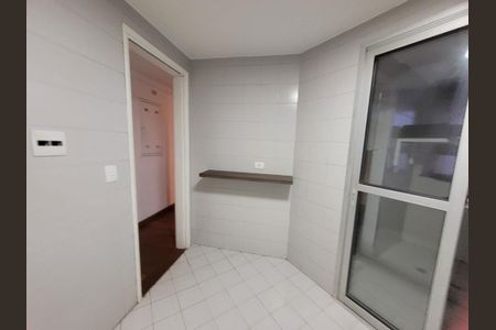 Apartamento para alugar com 147m², 3 quartos e 2 vagas Apartamento para alugar com 147m², 3 quartos e 2 vagasCozinha