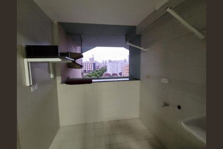 Apartamento para alugar com 147m², 3 quartos e 2 vagas Apartamento para alugar com 147m², 3 quartos e 2 vagasÁrea de serviço