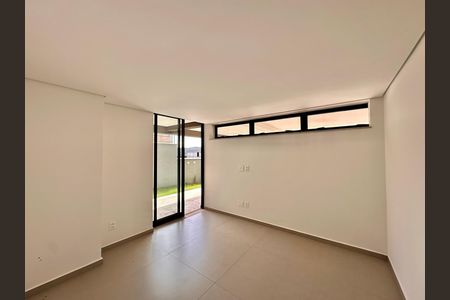 Casa de condomínio à venda com 524m², 4 quartos e 3 vagas