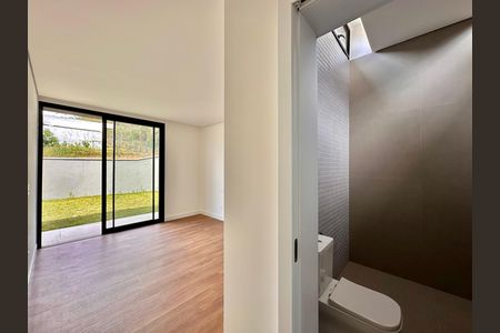Casa de condomínio à venda com 524m², 4 quartos e 3 vagas