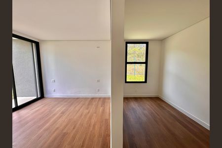 Casa de condomínio à venda com 524m², 4 quartos e 3 vagas