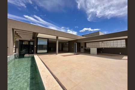 Casa de condomínio à venda com 524m², 4 quartos e 3 vagas