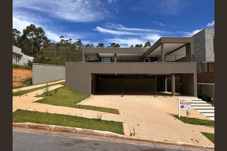 Casa de condomínio à venda com 524m², 4 quartos e 3 vagas