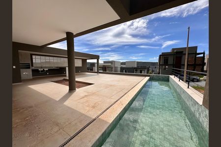 Casa de condomínio à venda com 524m², 4 quartos e 3 vagas