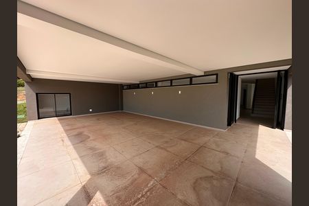 Casa de condomínio à venda com 524m², 4 quartos e 3 vagas
