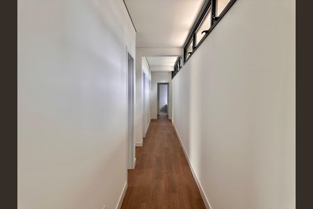 Casa de condomínio à venda com 524m², 4 quartos e 3 vagas