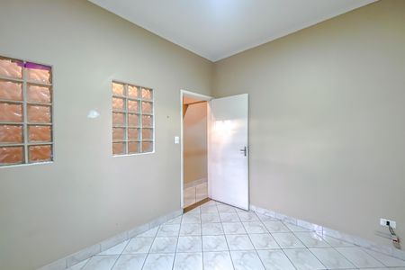 Casa para alugar com 250m², 7 quartos e 1 vaga Casa para alugar com 250m², 7 quartos e 1 vagaQuarto 4