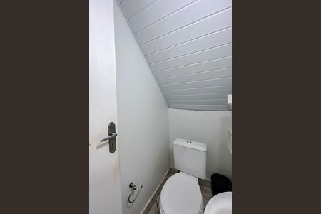 Casa para alugar com 250m², 7 quartos e 1 vaga Casa para alugar com 250m², 7 quartos e 1 vagaLavabo