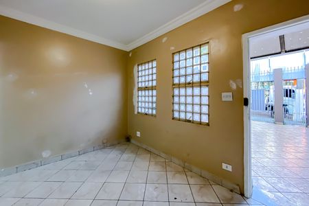 Casa para alugar com 250m², 7 quartos e 1 vaga Casa para alugar com 250m², 7 quartos e 1 vagaSala