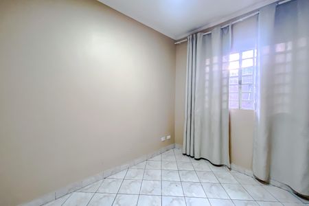 Casa para alugar com 250m², 7 quartos e 1 vaga Casa para alugar com 250m², 7 quartos e 1 vagaQuarto 4