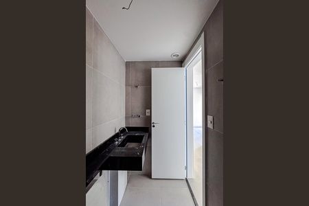 Apartamento à venda com 75m², 2 quartos e 1 vaga Apartamento à venda com 75m², 2 quartos e 1 vagaBanheiro