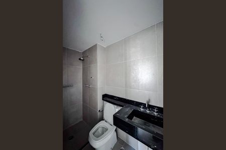 Apartamento à venda com 75m², 2 quartos e 1 vaga Apartamento à venda com 75m², 2 quartos e 1 vagaBanheiro