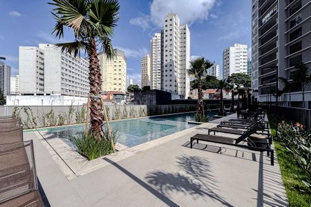 Apartamento à venda com 68m², 2 quartos e 1 vaga Apartamento à venda com 68m², 2 quartos e 1 vagaÁrea comum - Piscina