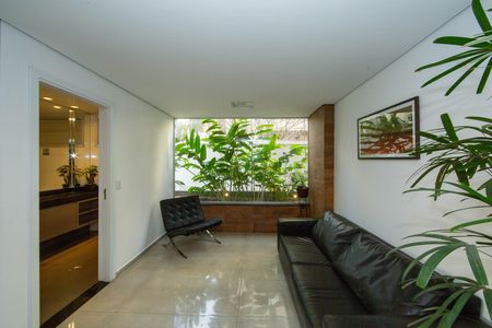 Apartamento à venda com 75m², 3 quartos e 2 vagasHALL
