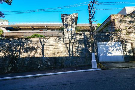 Casa à venda com 5 quartos, 3835m² em Jardim Panorama, São Paulo