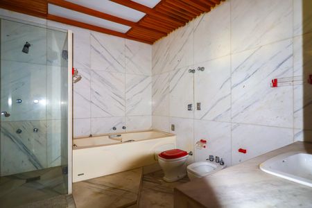 Casa à venda com 5 quartos, 3835m² em Jardim Panorama, São Paulo