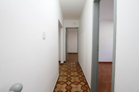Casa à venda com 360m², 3 quartos e 6 vagasCorredor