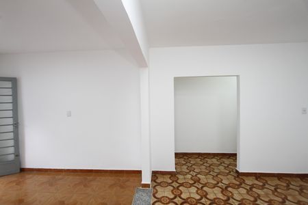 Casa à venda com 360m², 3 quartos e 6 vagasSala 2