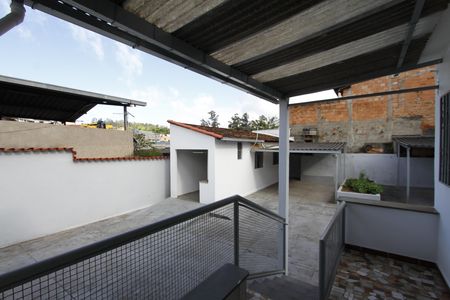 Casa à venda com 360m², 3 quartos e 6 vagasVaranda