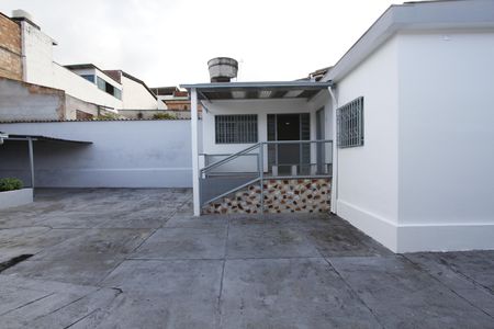 Casa à venda com 360m², 3 quartos e 6 vagasVaranda