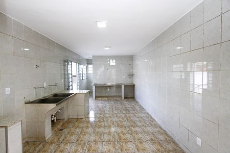 Casa à venda com 360m², 3 quartos e 6 vagasCozinha
