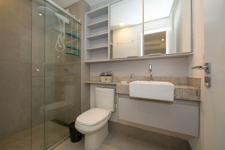 BANHEIRO de apartamento para alugar com 1 quarto, 38m² em Barro Preto, Belo Horizonte
