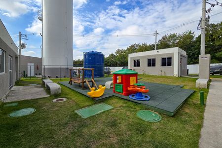 Apartamento para alugar com 49m², 2 quartos e sem vaga Apartamento para alugar com 49m², 2 quartos e sem vagaÁrea comum - Playground