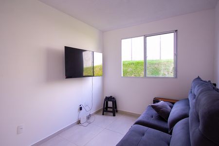 Sala de apartamento para alugar com 2 quartos, 49m² em Trindade, São Gonçalo