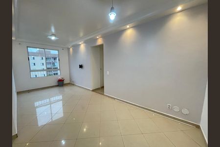 Sala de apartamento para alugar com 2 quartos, 55m² em Jardim Amaralina, São Paulo