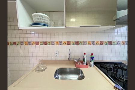 Apartamento para alugar com 55m², 2 quartos e 1 vagaCozinha