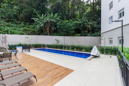 Apartamento para alugar com 39m², 2 quartos e sem vaga Apartamento para alugar com 39m², 2 quartos e sem vagaÁrea comum - Piscina