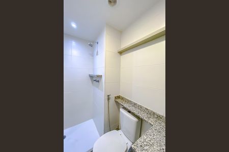 Apartamento à venda com 47m², 2 quartos e sem vaga Apartamento à venda com 47m², 2 quartos e sem vagaBanheiro