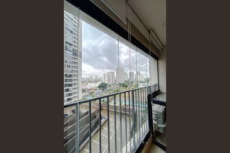 Apartamento à venda com 47m², 2 quartos e sem vaga Apartamento à venda com 47m², 2 quartos e sem vagaVaranda