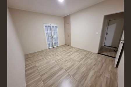 Quarto de casa à venda com 2 quartos, 240m² em Vila Homero Thon, Santo André