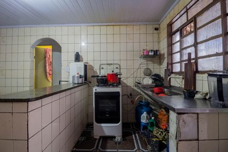 Casa à venda com 200m², 3 quartos e 3 vagas Casa à venda com 200m², 3 quartos e 3 vagasCozinha