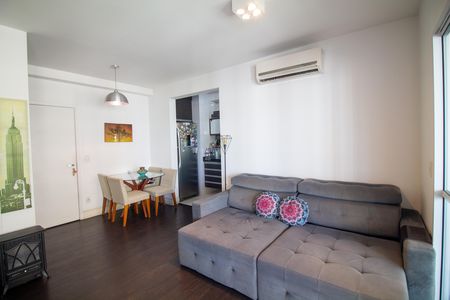 Studio à venda com 60m², 1 quarto e 1 vaga Studio à venda com 60m², 1 quarto e 1 vagaSala