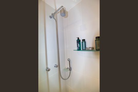 Apartamento à venda com 81m², 3 quartos e 1 vagaBanheiro Social