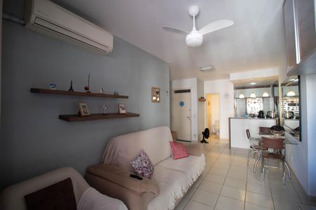Apartamento à venda com 81m², 3 quartos e 1 vagaSala